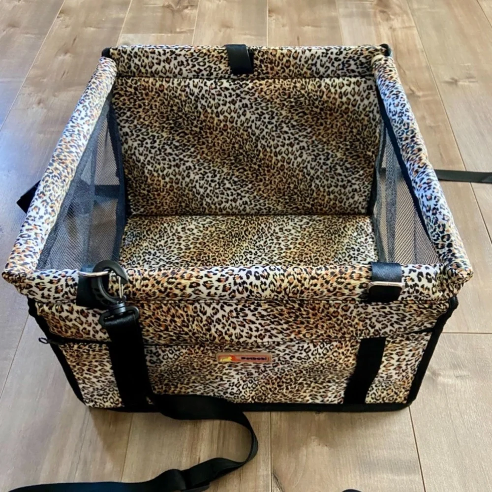 Petbobi Pet Car Booster Seat - Leopard Print